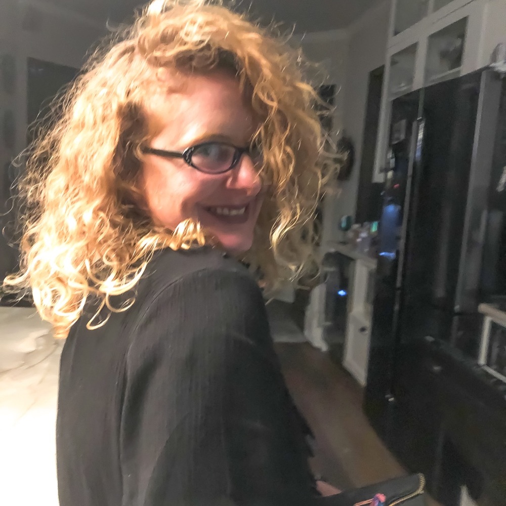 Meet your Posher, Angie